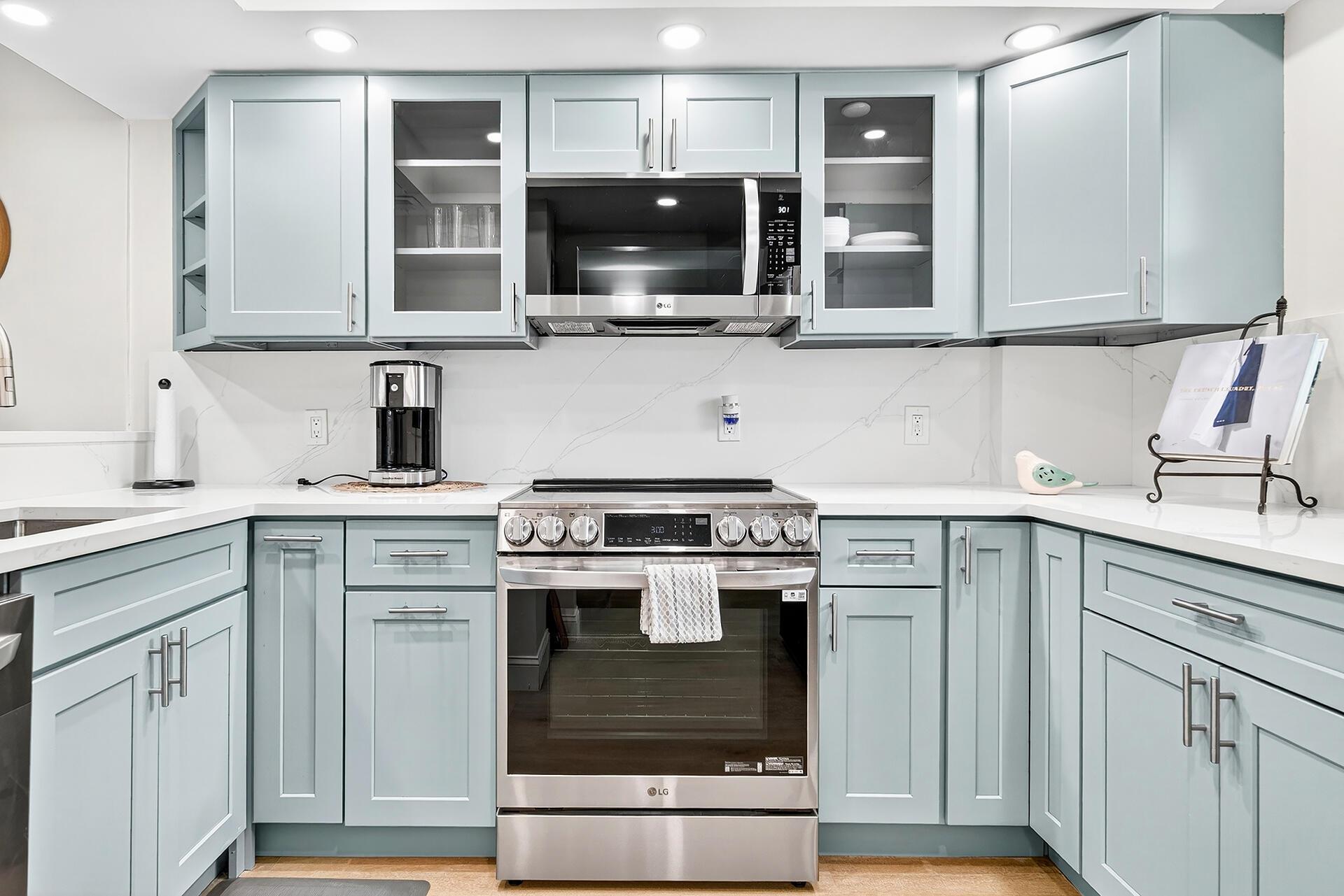 ROYAL PARK CONDO - Residential