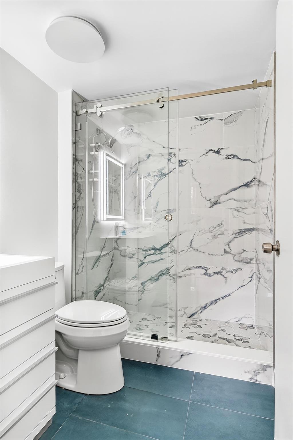 ROYAL PARK CONDO - Residential