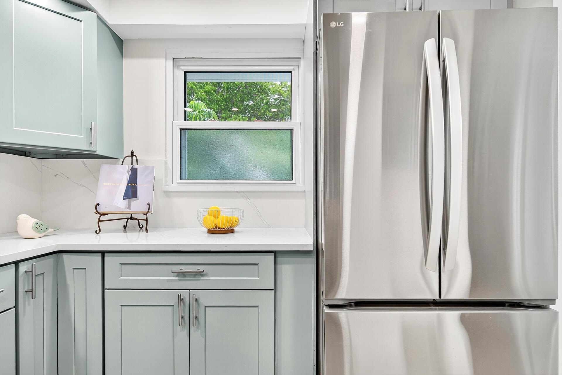 ROYAL PARK CONDO - Residential