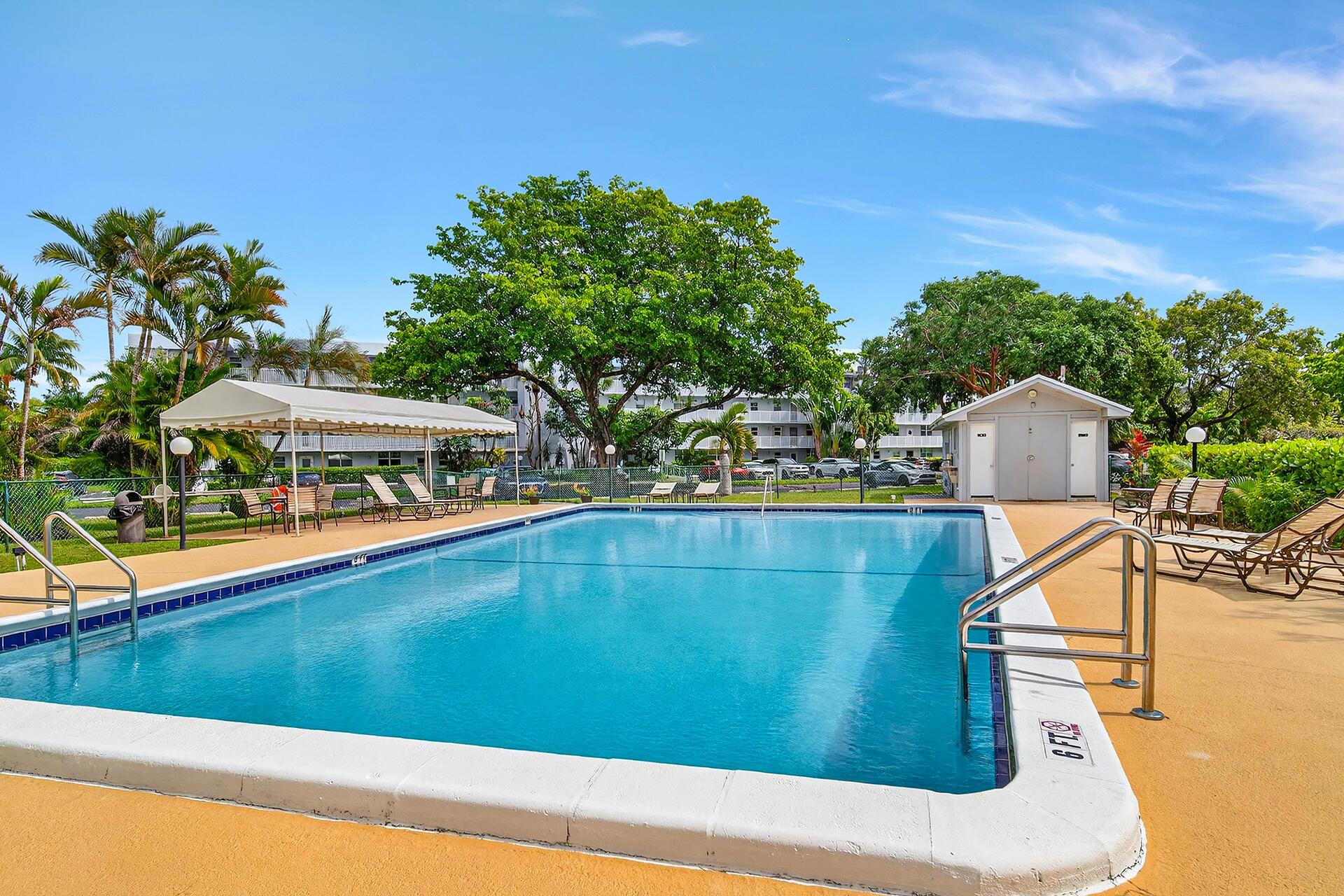 ROYAL PARK CONDO - Residential