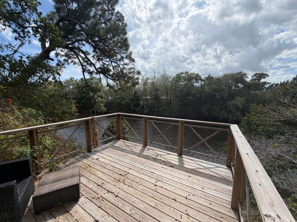 Photo of 1630 Glen Road, Glen Ridge, FL 33406 (MLS # B26002587)