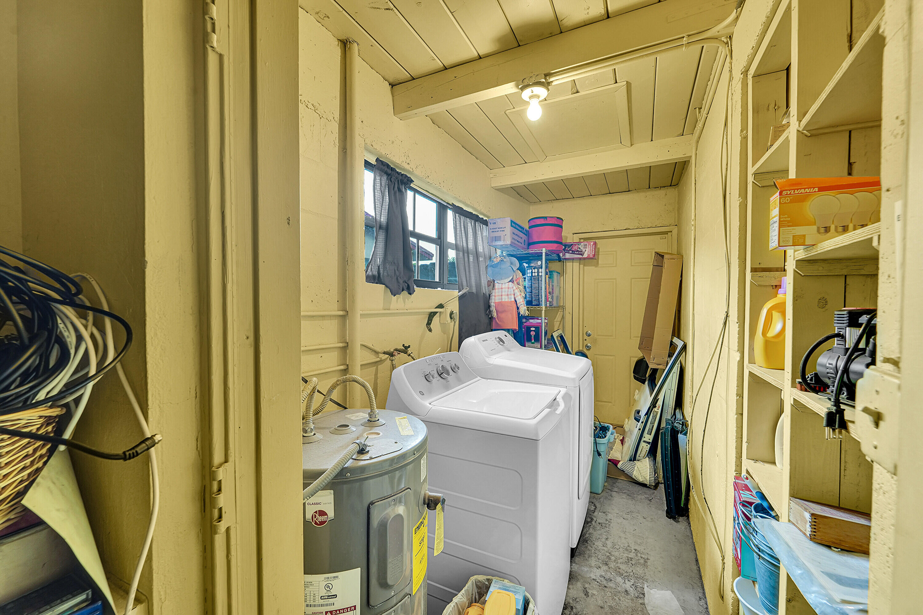 POMPANO GOLF ESTATES 1ST - Residential