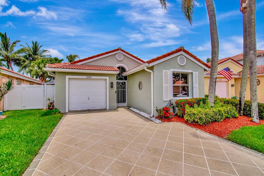 Photo of 5630 Eagle Trace Court, Lake Worth, FL 33463 (MLS # R11096155)