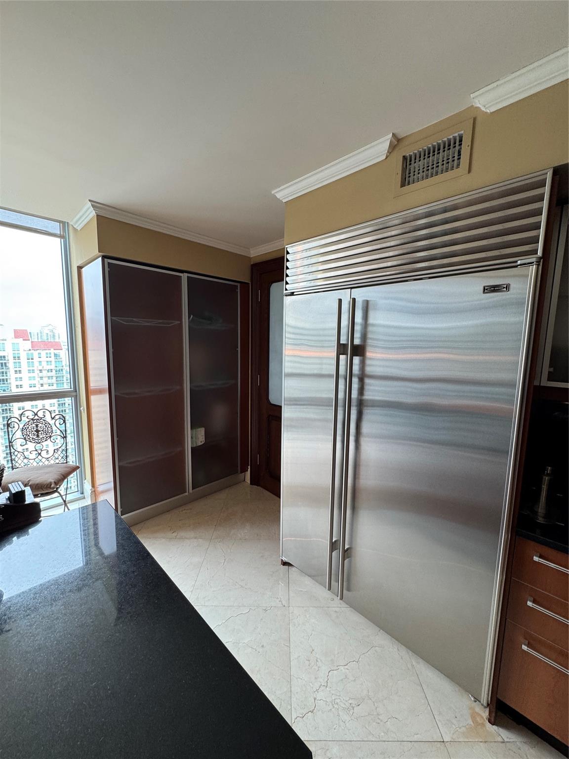 JADE RESIDENCES BRICKELL - Residential