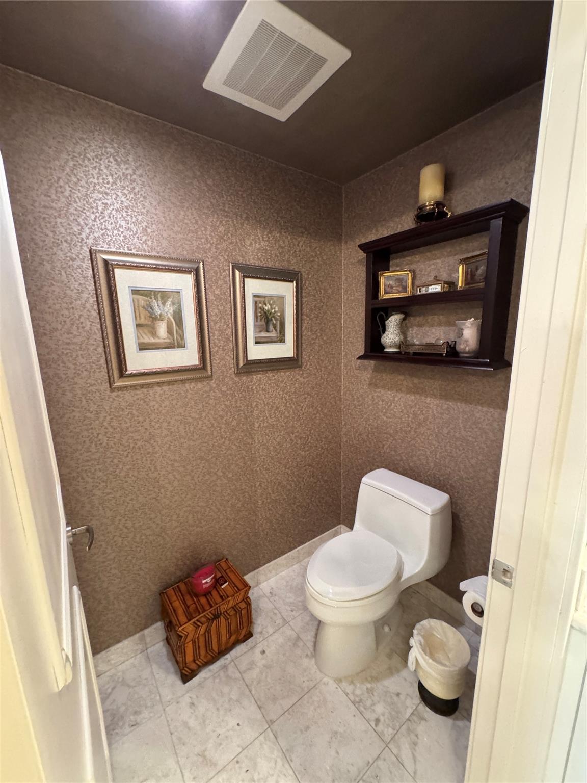 JADE RESIDENCES BRICKELL - Residential