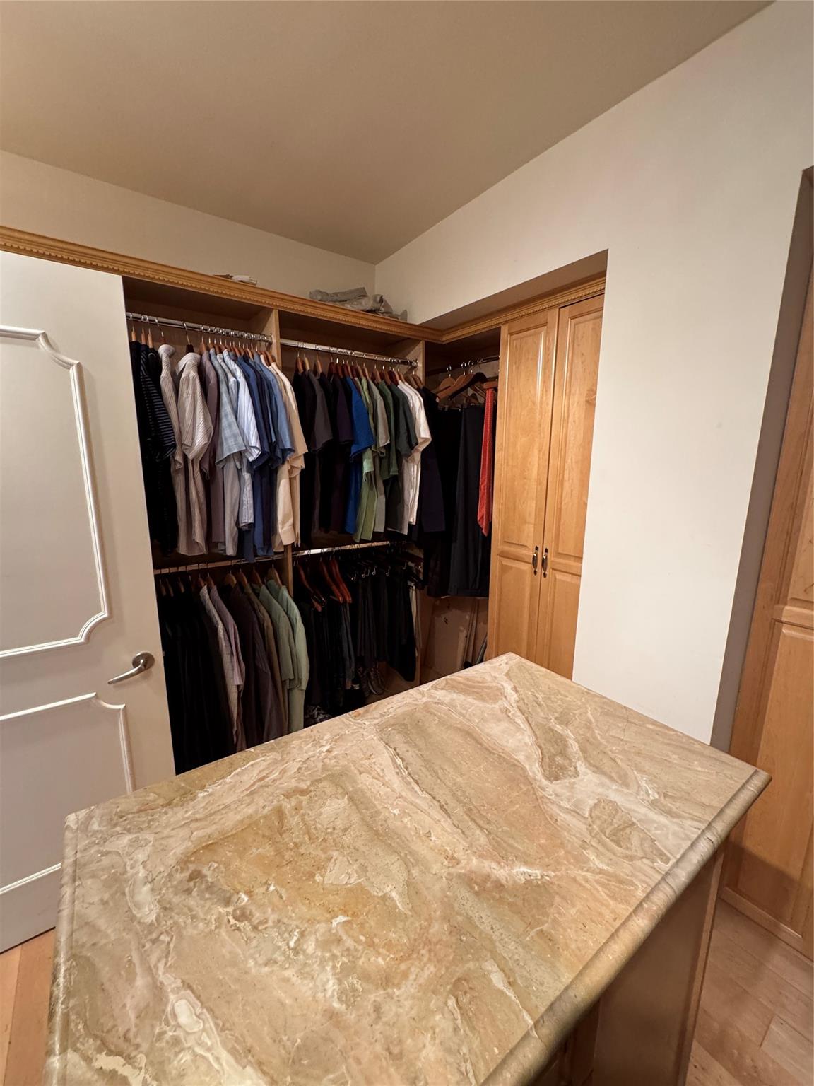 JADE RESIDENCES BRICKELL - Residential