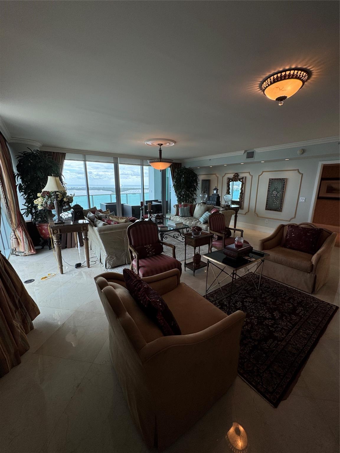 JADE RESIDENCES BRICKELL - Residential