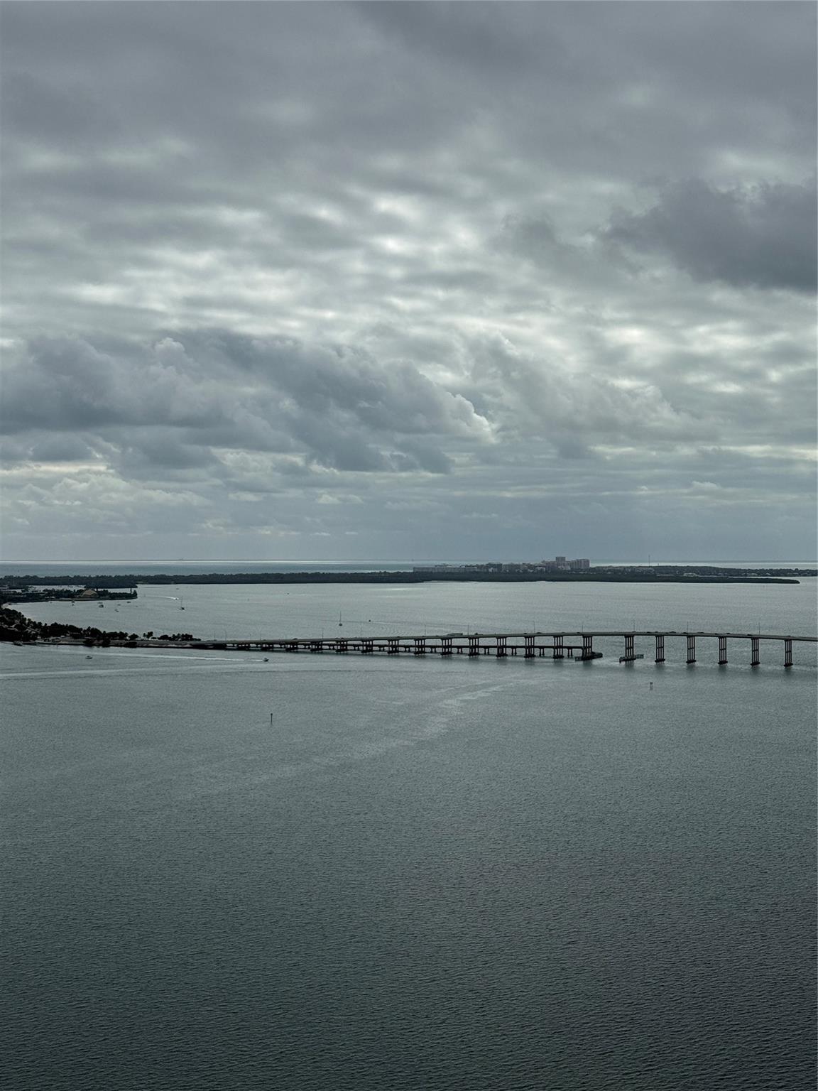 JADE RESIDENCES BRICKELL - Residential