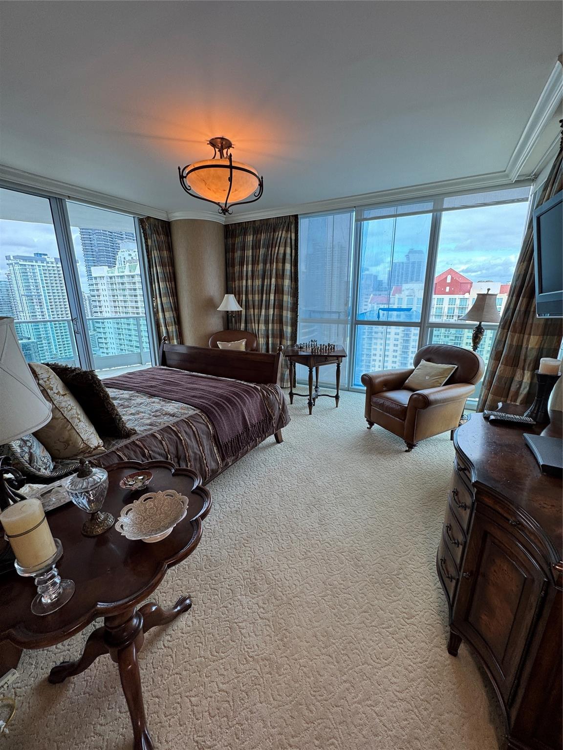 JADE RESIDENCES BRICKELL - Residential