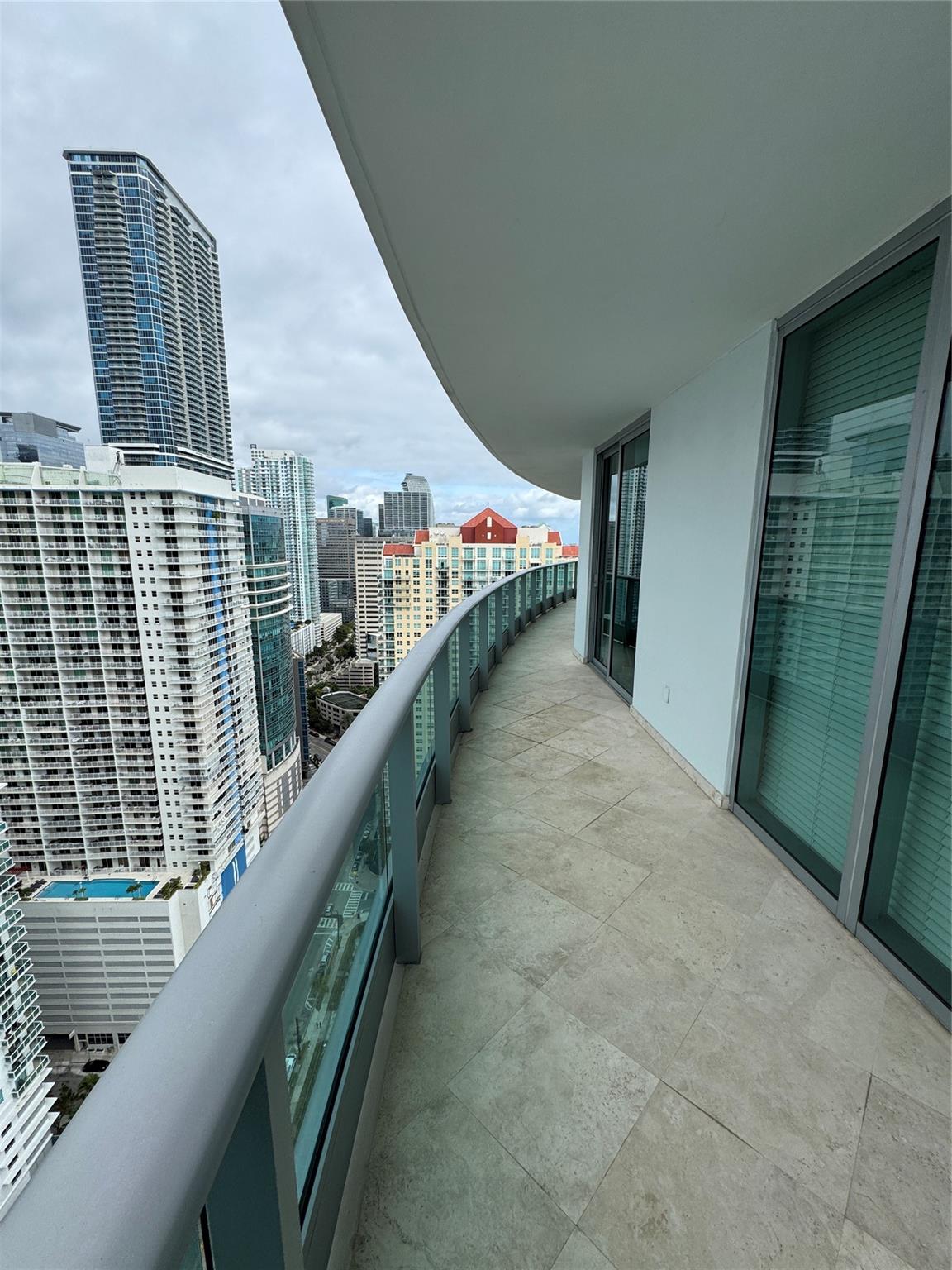JADE RESIDENCES BRICKELL - Residential