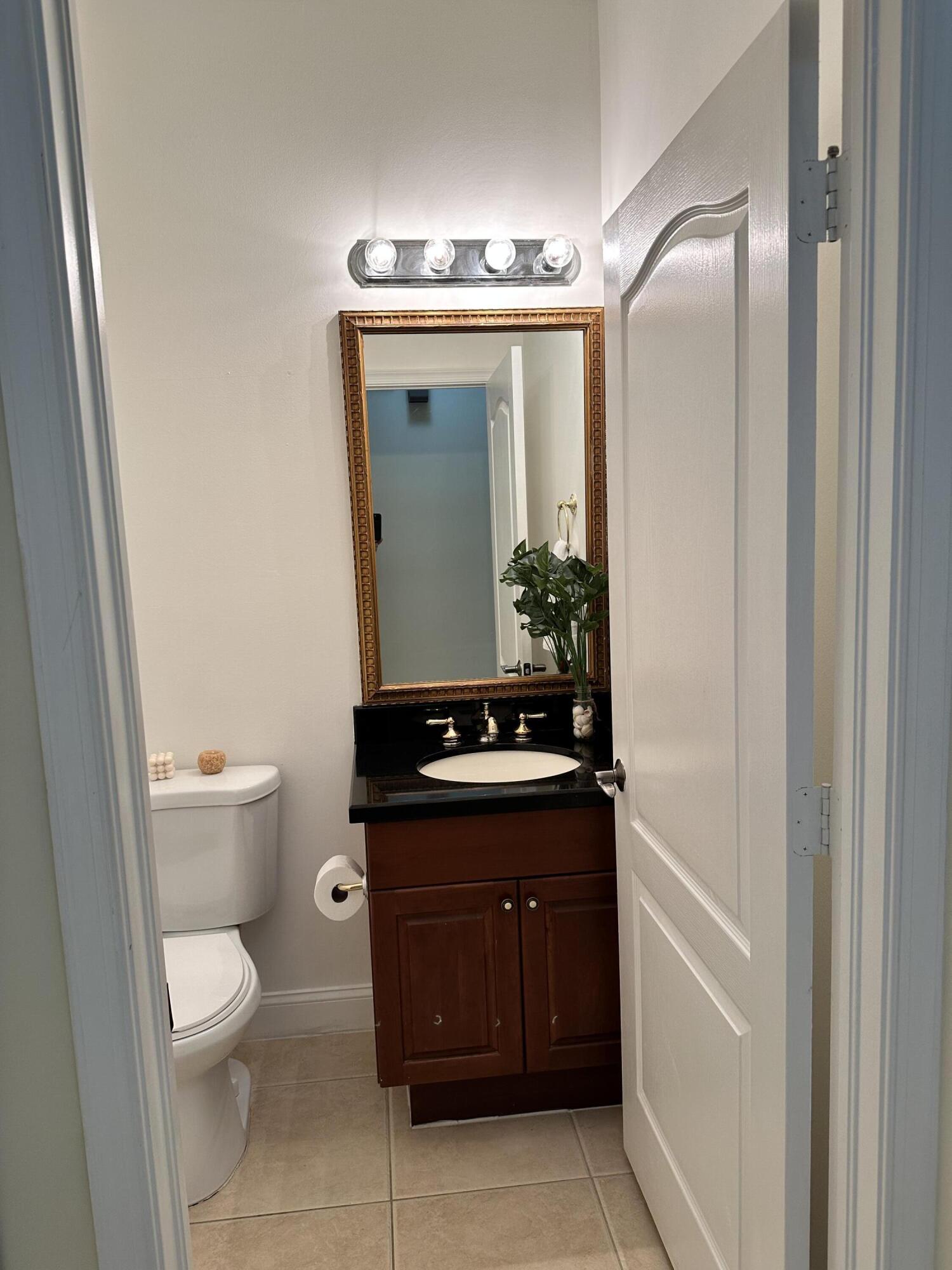 THOROUGHBRED LAKE ESTATES 2 - Residential