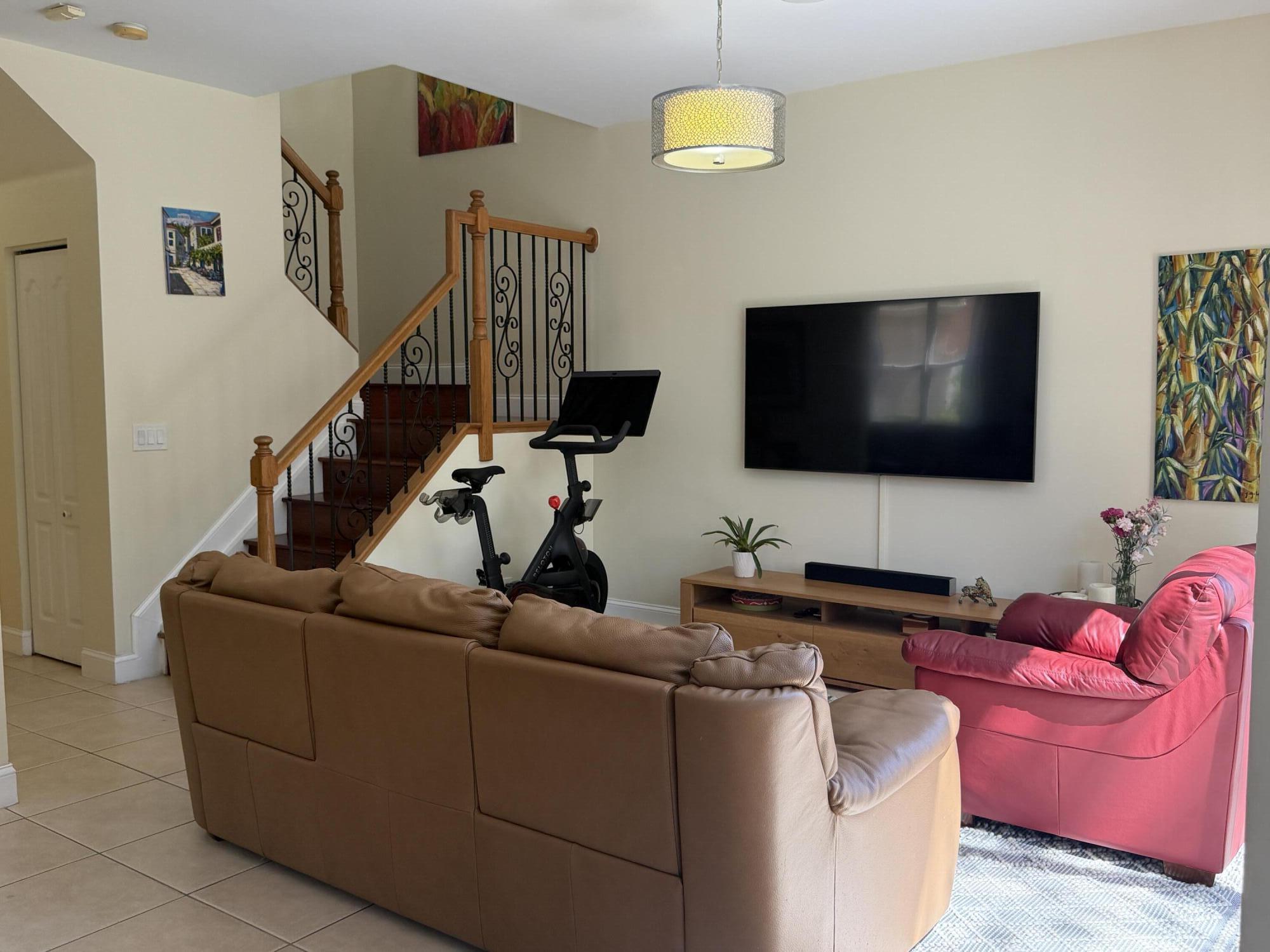 THOROUGHBRED LAKE ESTATES 2 - Residential