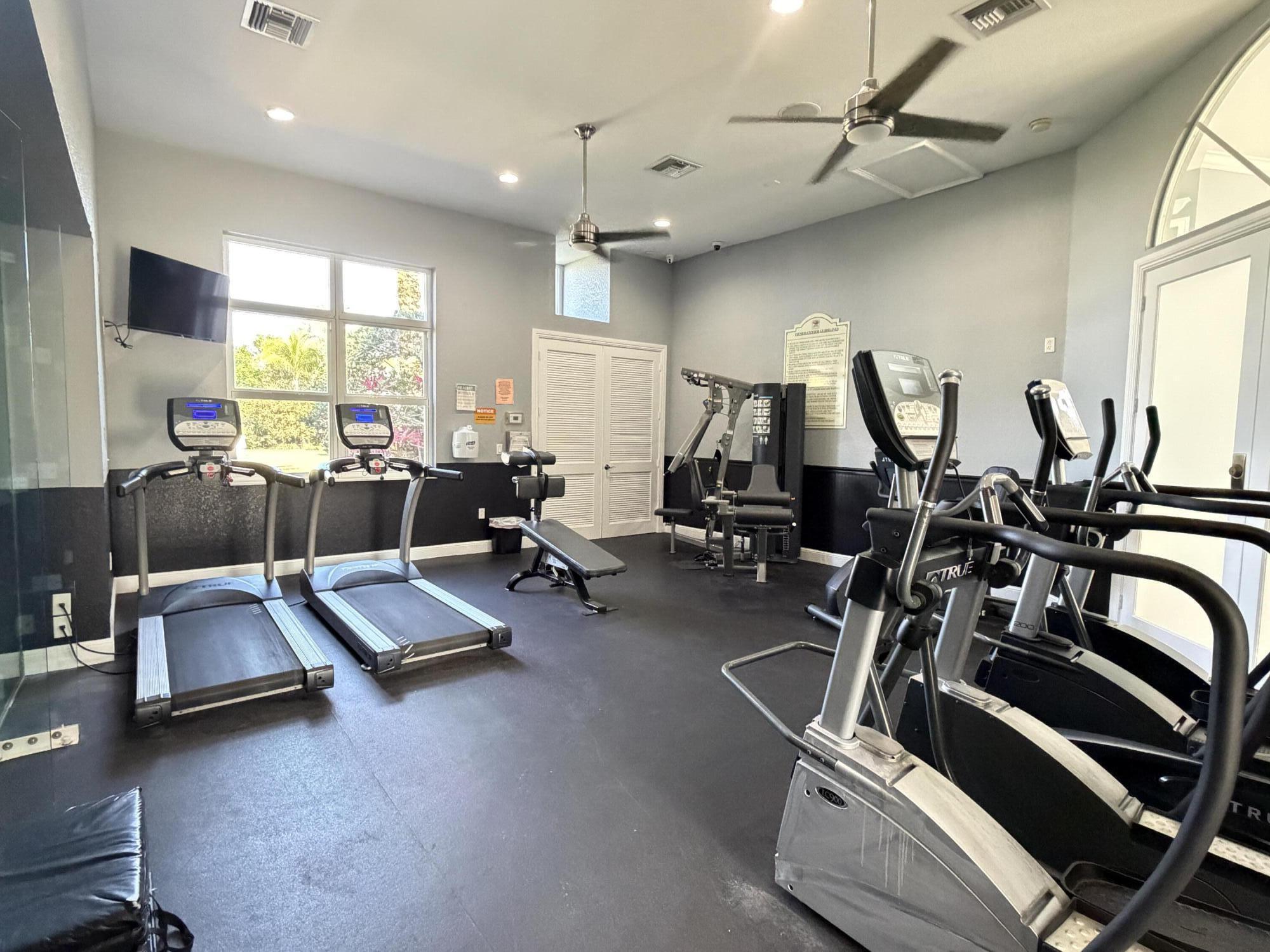 THOROUGHBRED LAKE ESTATES 2 - Residential