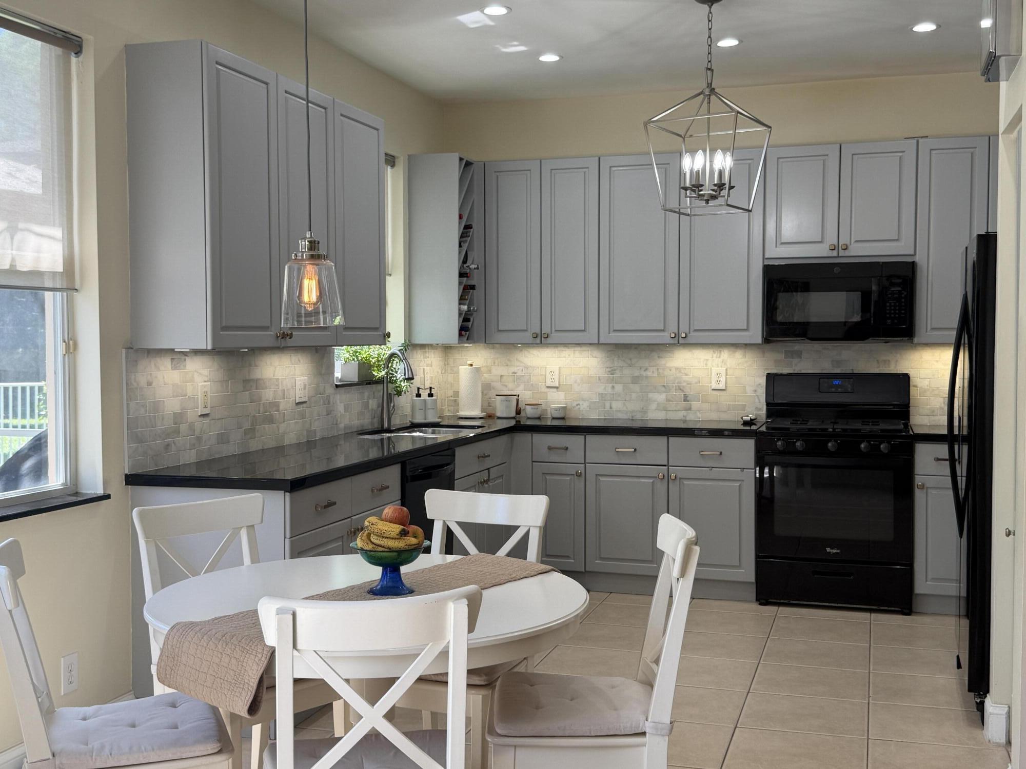 THOROUGHBRED LAKE ESTATES 2 - Residential