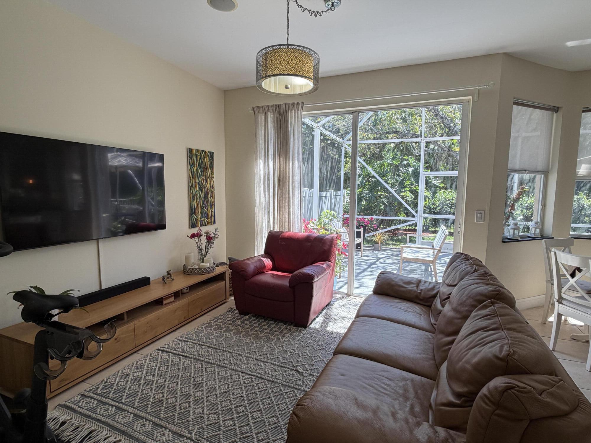 THOROUGHBRED LAKE ESTATES 2 - Residential