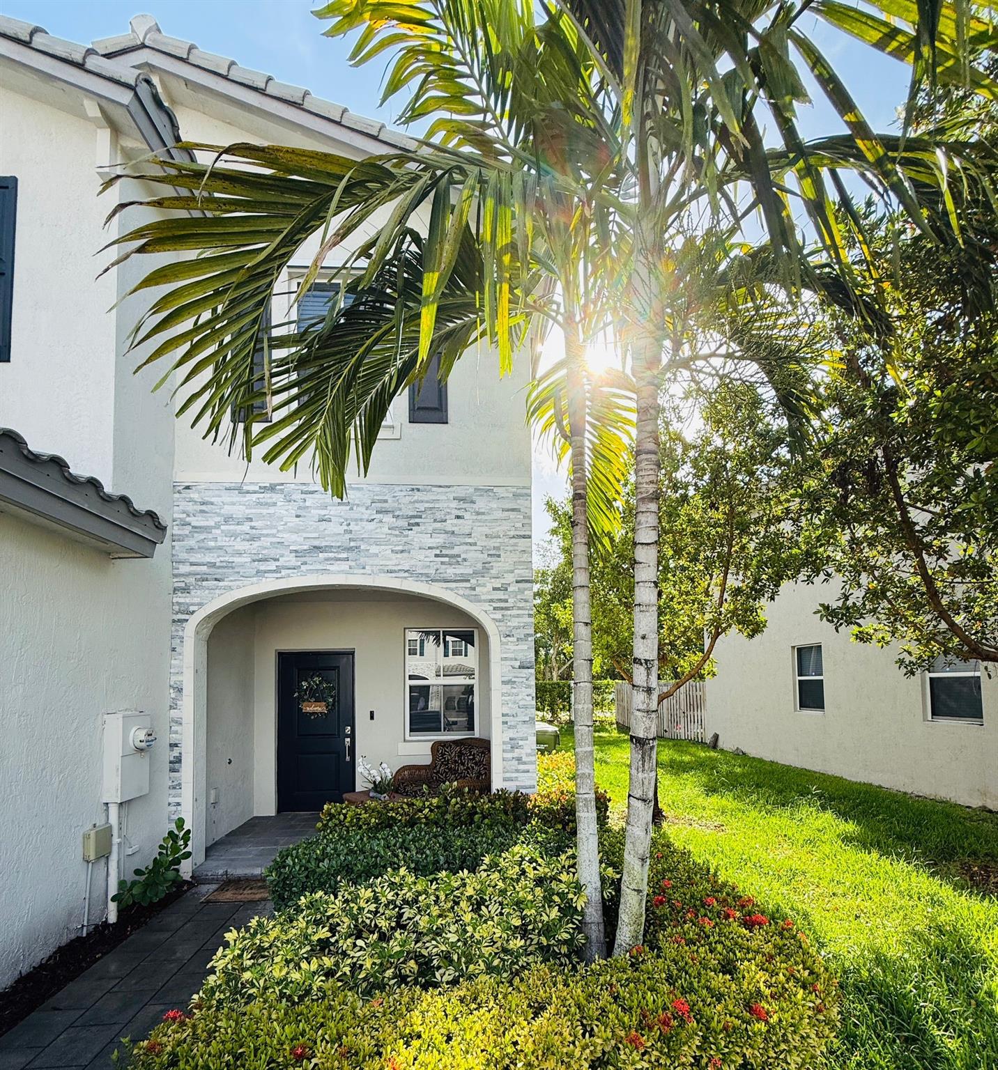 1125 SE 27th Terrace