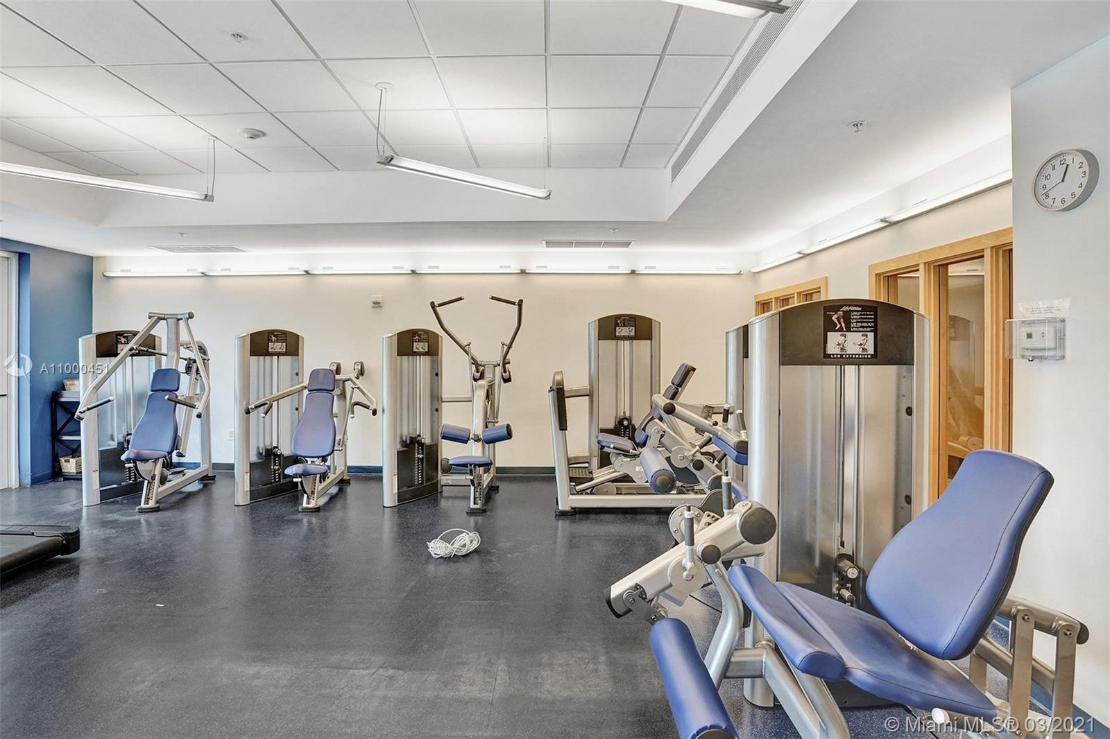 THE PARC AT TURNBERRY ISL - Residential Lease