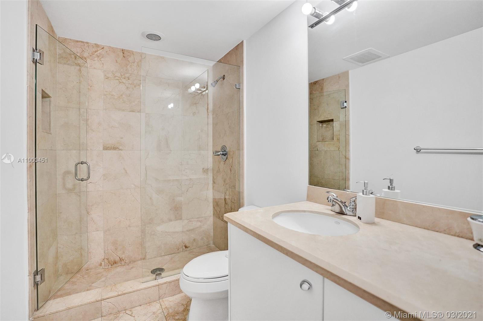 THE PARC AT TURNBERRY ISL - Residential Lease