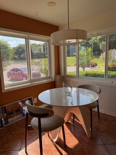 MURRY HILLS APT BLDG CONDO - Residential