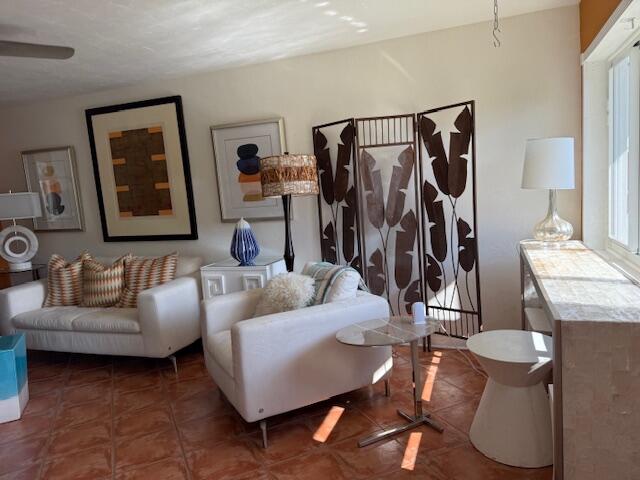 MURRY HILLS APT BLDG CONDO - Residential