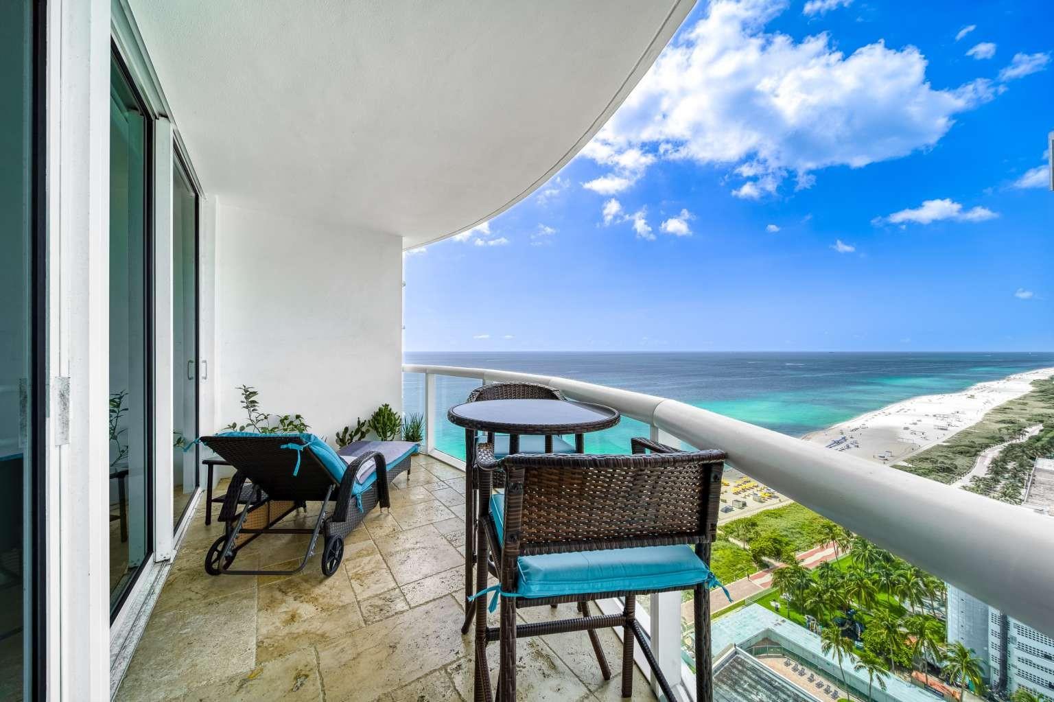 AKOYA CONDO - Residential Lease