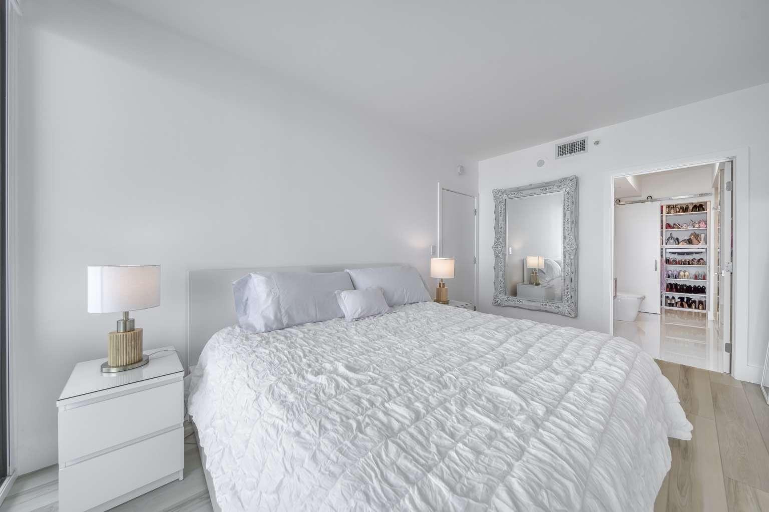 AKOYA CONDO - Residential Lease
