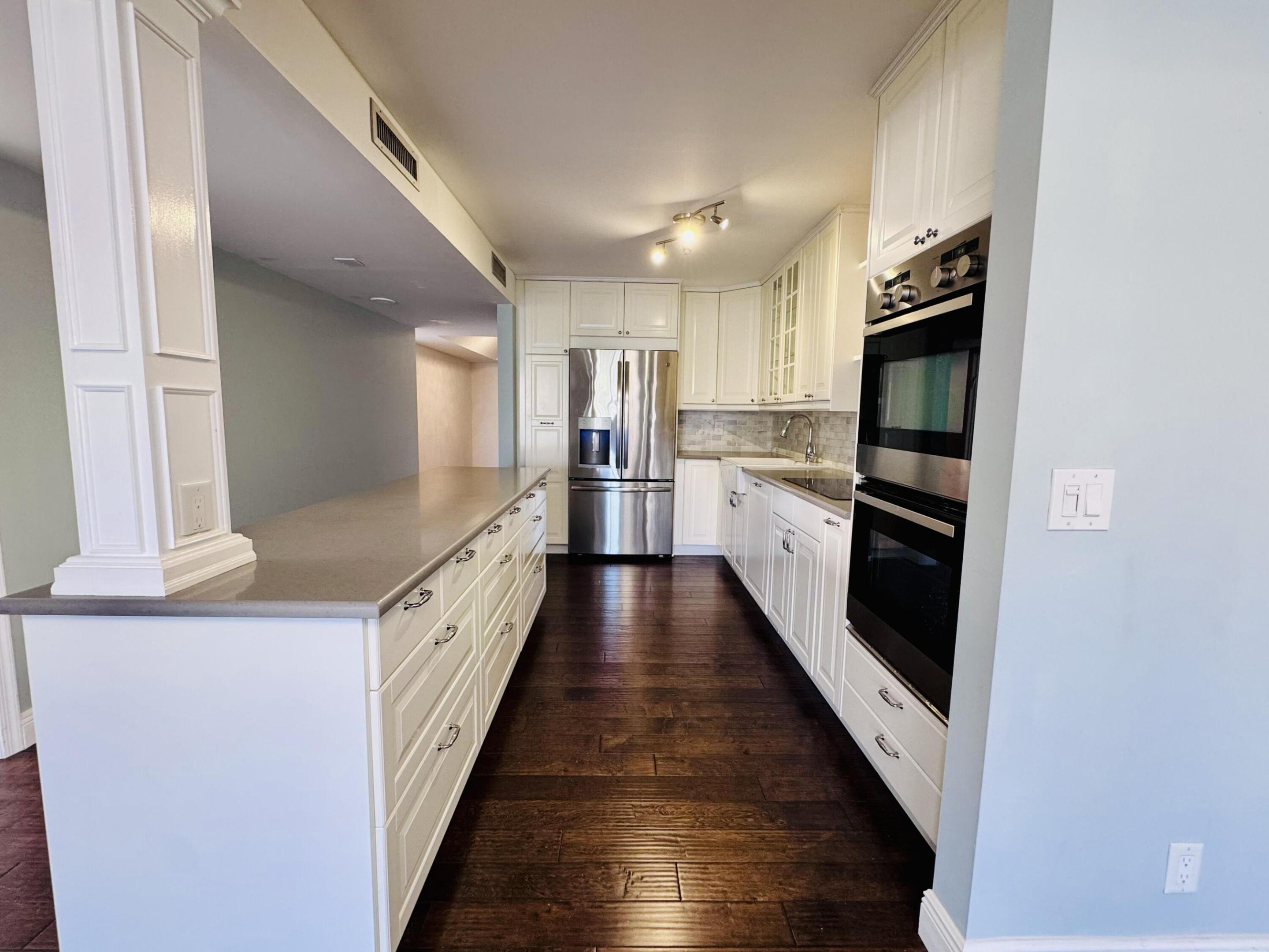 4000 S Ocean Boulevard 103
