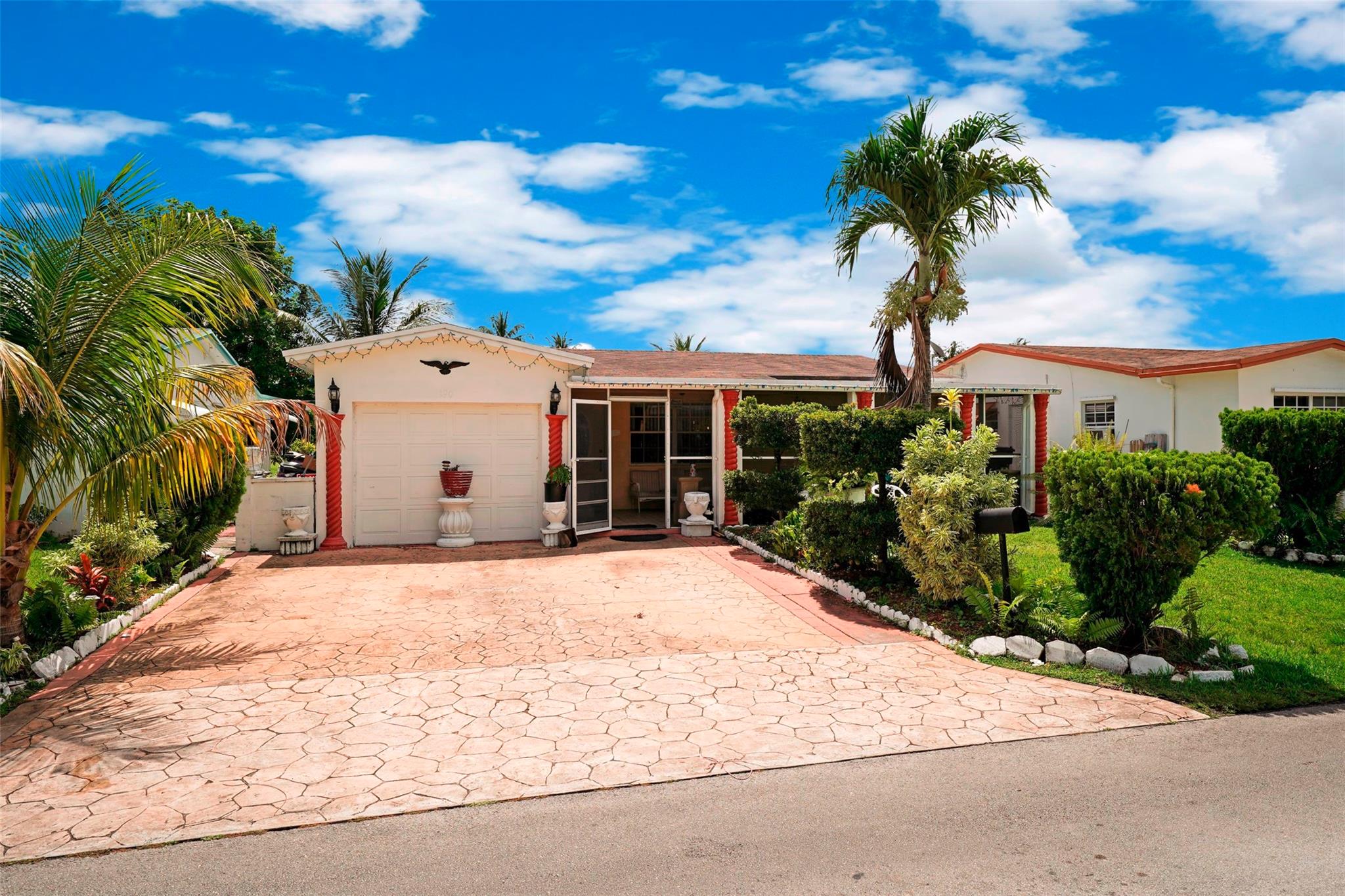 4190 NW 52nd Ave
