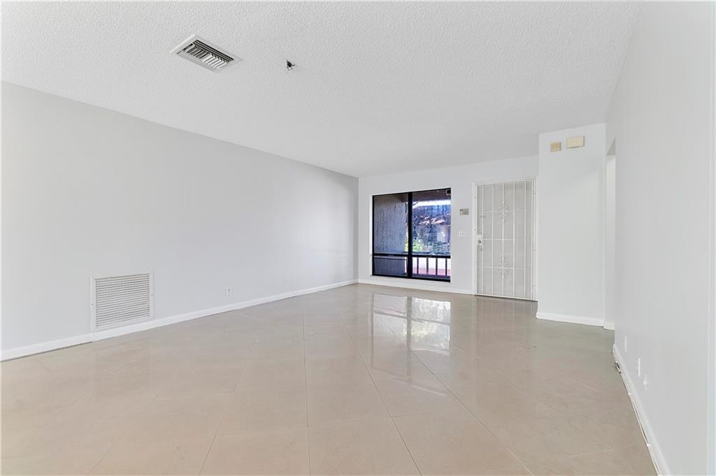 The Meadows Of Crystal La - Residential
