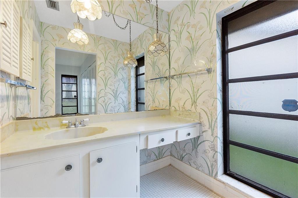 The Meadows Of Crystal La - Residential