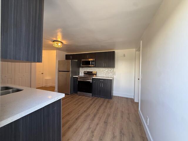 CLOWS - Residential Lease