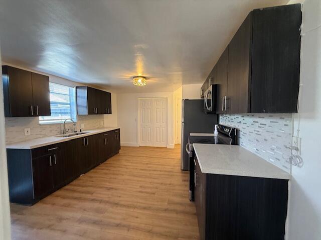 CLOWS - Residential Lease