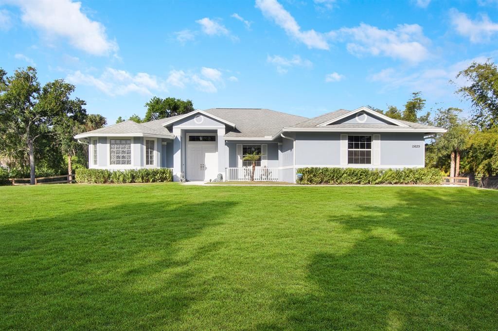 Photo of 15629 92nd Way N, Jupiter, FL 33478 (MLS # R10867923)