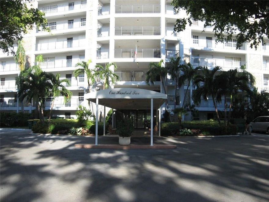 SPACIOUS CORNER UNIT WITH EXTENDED PATIO IN FINANCIALLY STABLE,WELL RUN BLDG.BEAUTIFUL GOLF COURSE VIEWS.LOWEST PRICED NON SHORT SALE,3 BEDRM UNIT IN PACC.IN NEED OF UPDATING BUT PRICED ACCORDINGLY.REMODELLED 3 BED UNITS IN THIS BLDG ARE SELLING AROUND $250K TO 275K+..SOME IMPACT DOORS(MAIN SLIDERS TO PATIO) & WINDOWS(APPROX 1/2 APT).RECENTLY UPDATED POOL AREA WITH COMMUNITY RM,GRILL/PICNIC & KITCHEN FACILITIES.WALK TO GOLF,TENNIS & NEW PARK AND CLOSE TO PUBLIX.EZ ACCESS TO MAIN RDS & HWYS