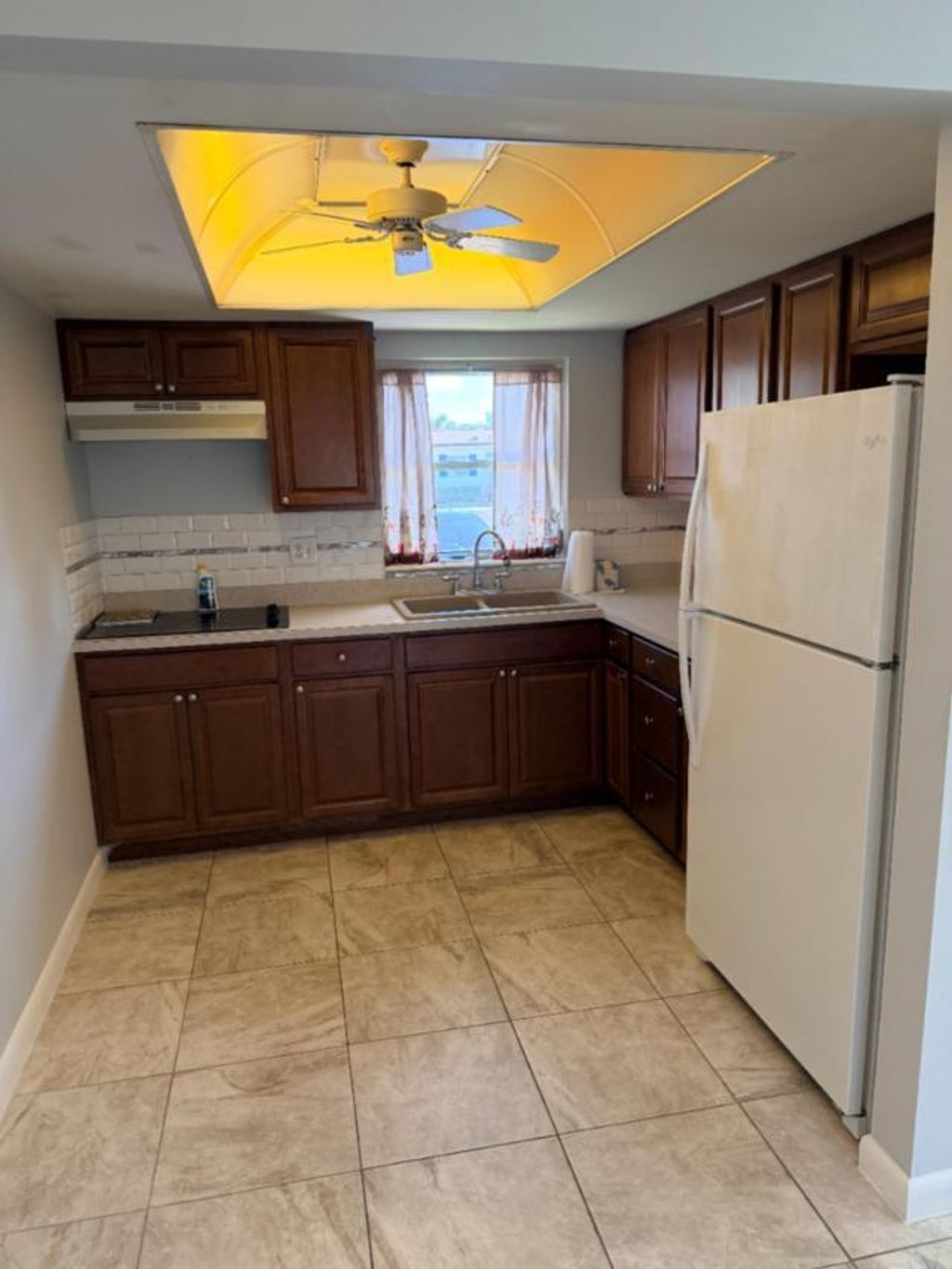 Photo of 2804 E Crosley Drive E #M, West Palm Beach, FL 33415 (MLS # B26001611)