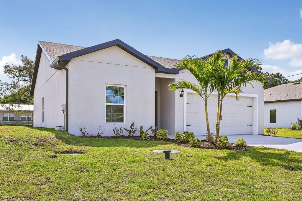 Photo of 5200 Hickory Drive, Fort Pierce, FL 34982 (MLS # B26045021)