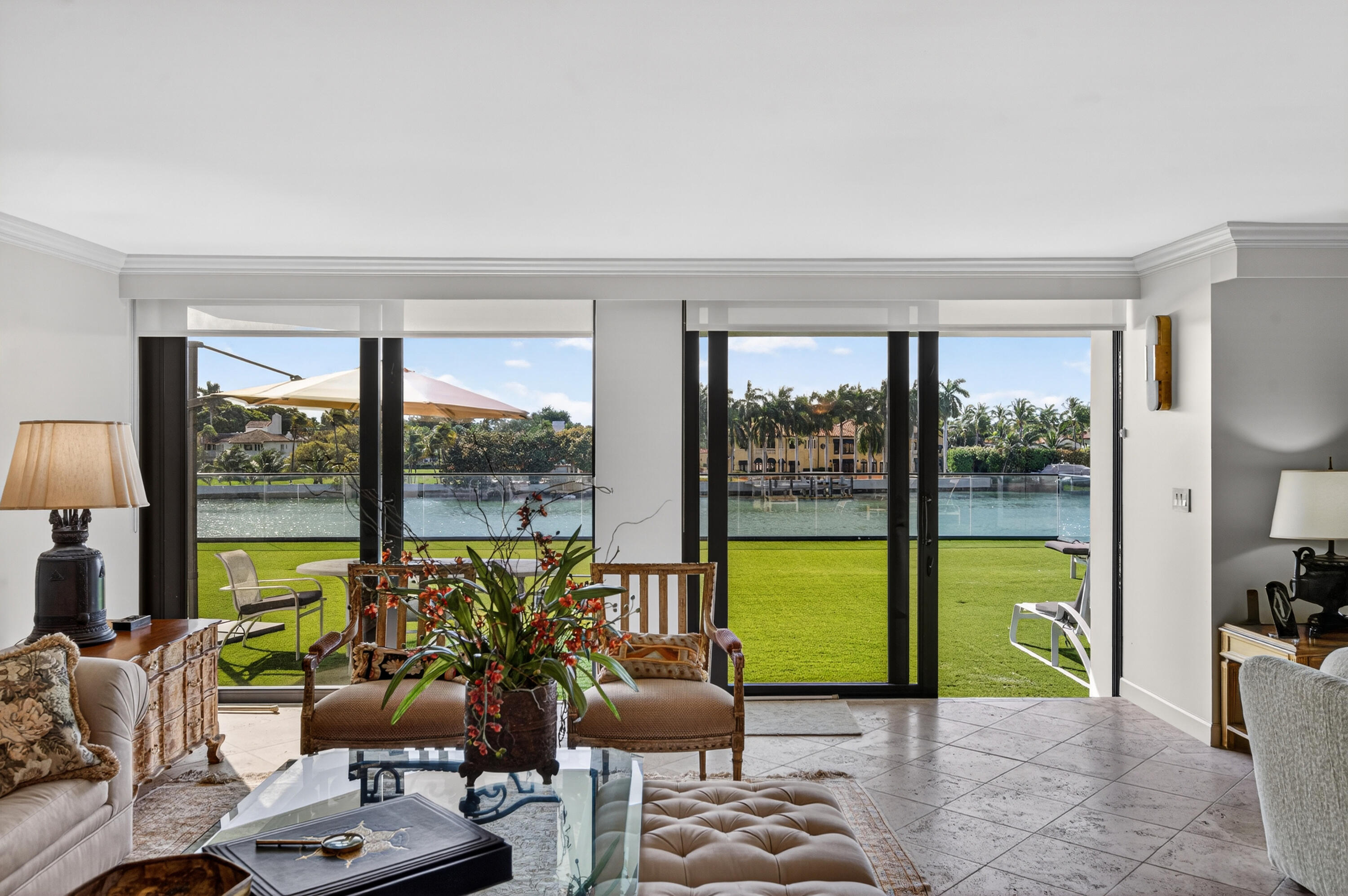 5500 Collins Avenue 302