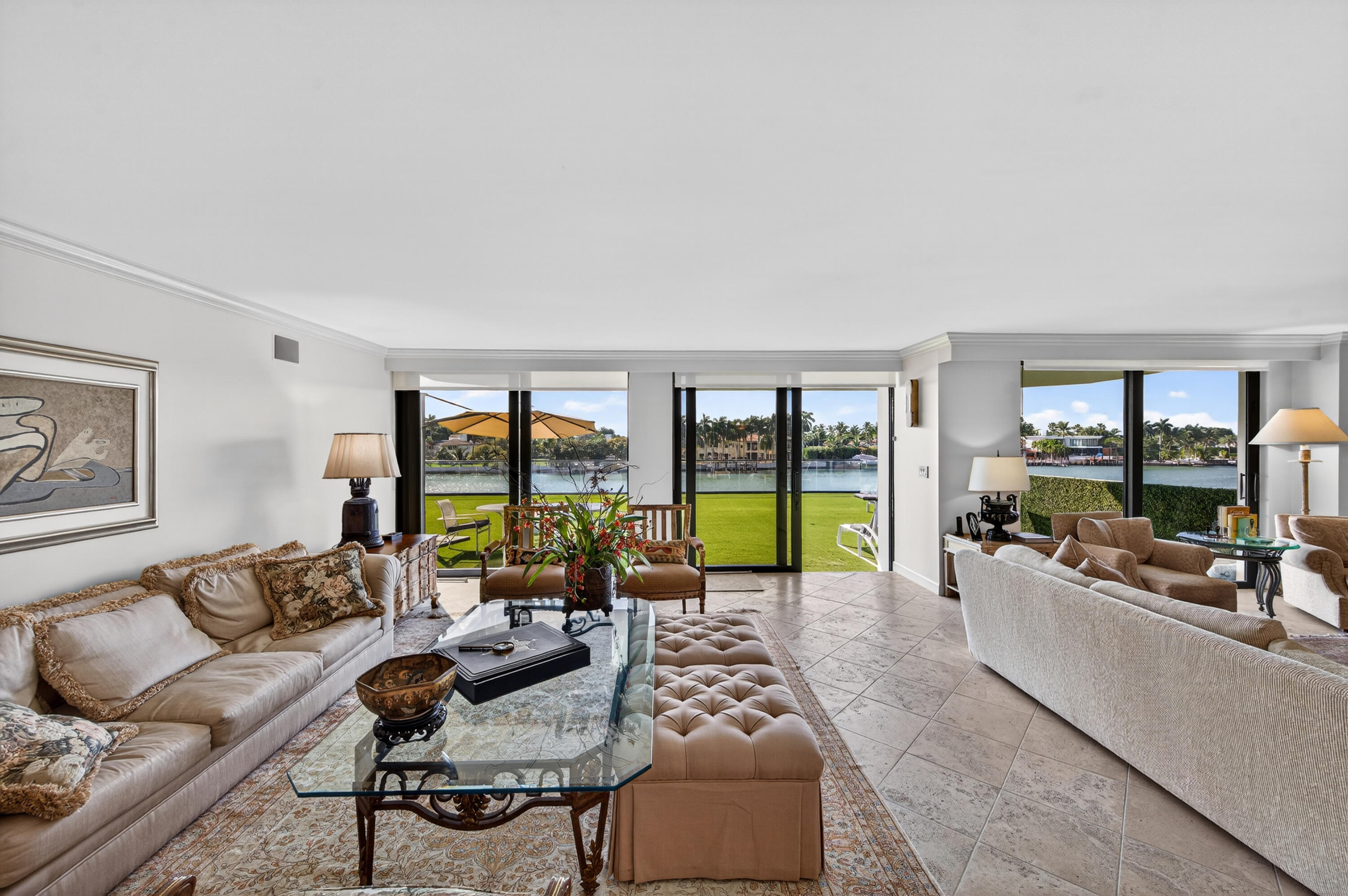 TOWERHOUSE CONDO - Residential