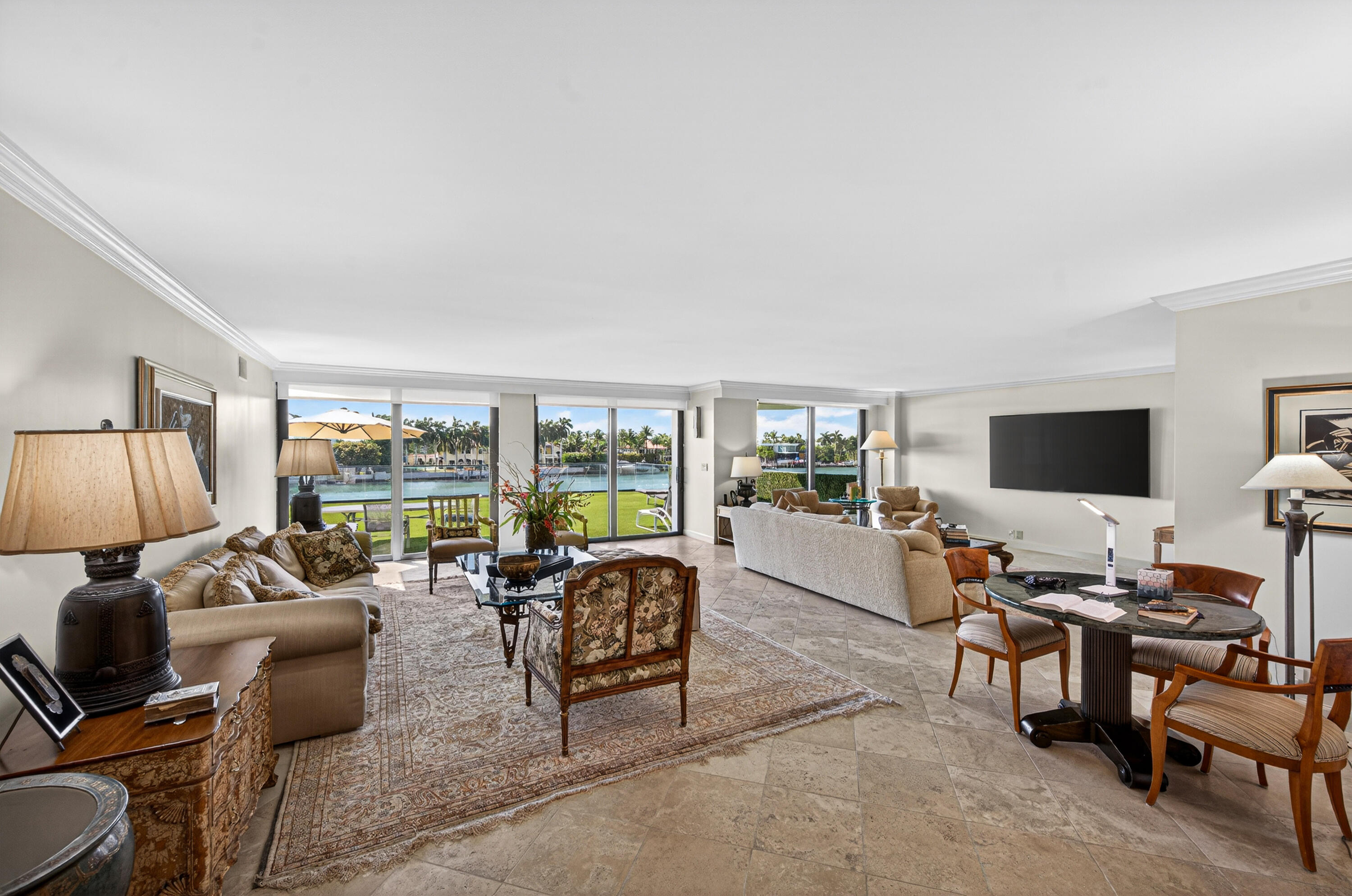 TOWERHOUSE CONDO - Residential