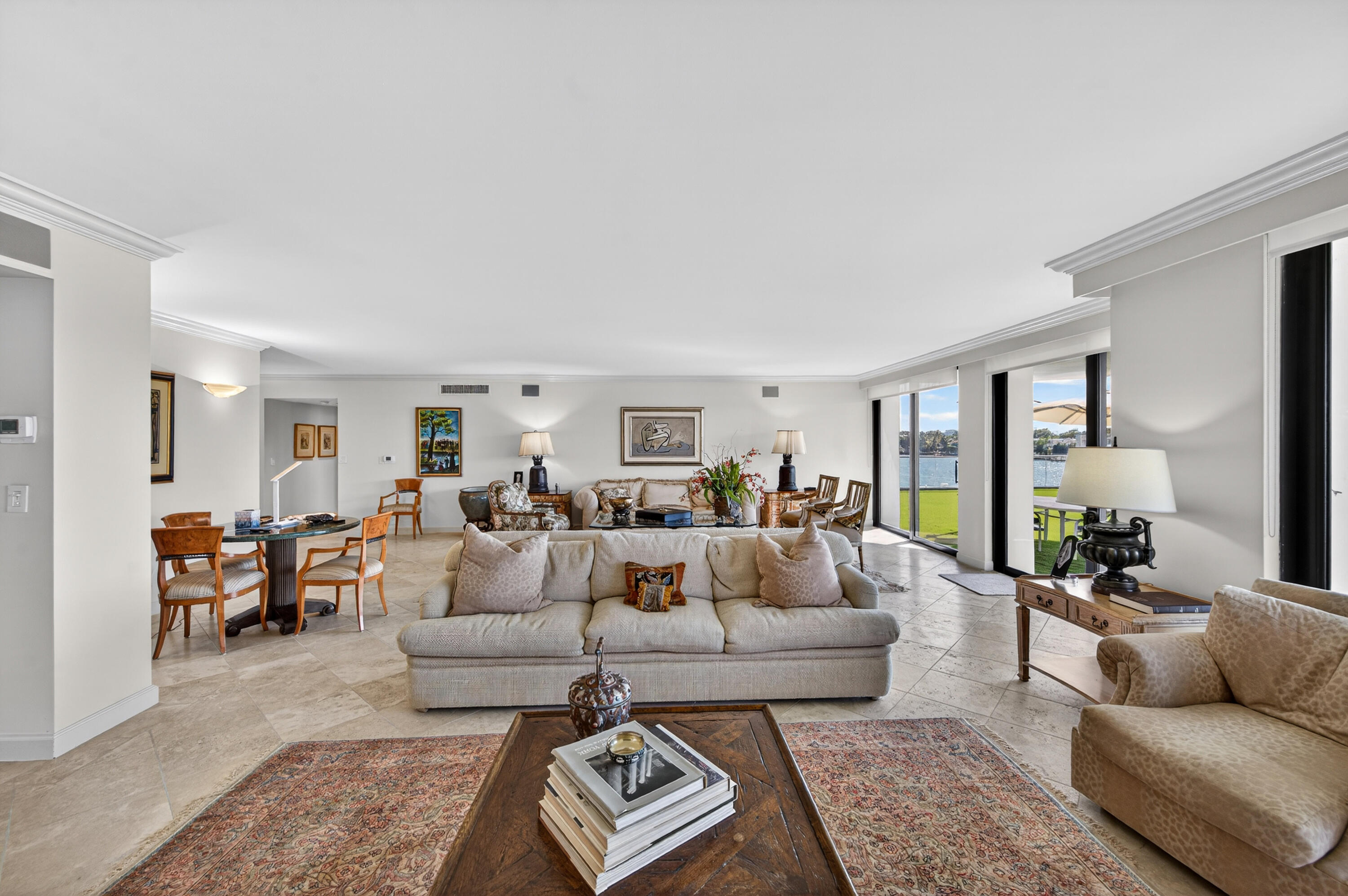 TOWERHOUSE CONDO - Residential