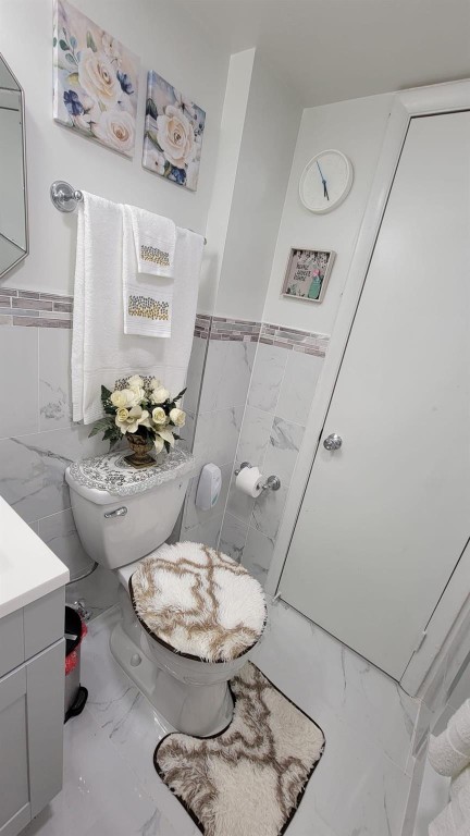 ROYAL OAKS CONDO - Residential Lease