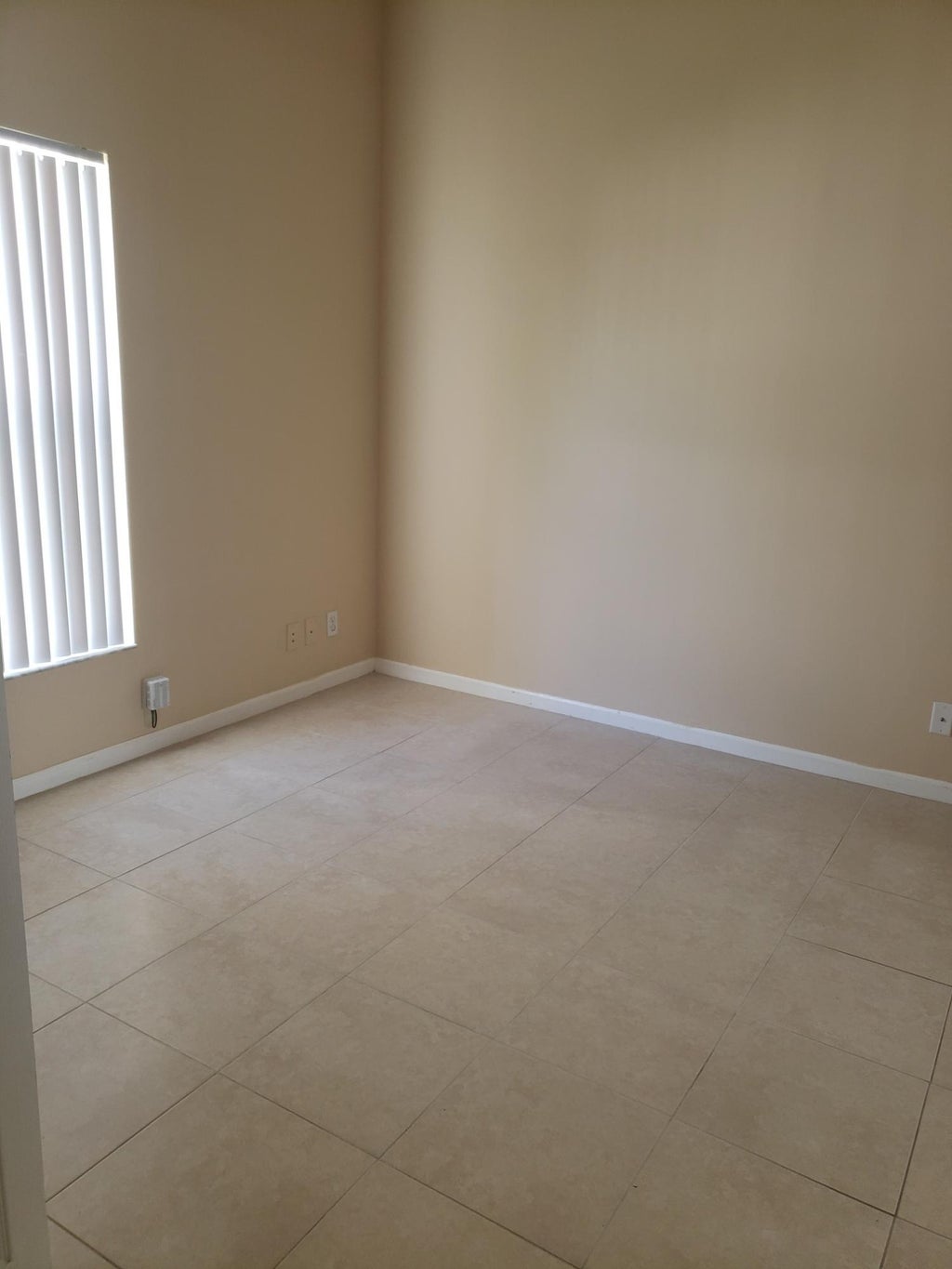 Photo of 114 Canterbury Place, Royal Palm Beach, FL 33414 (MLS # R11021439)