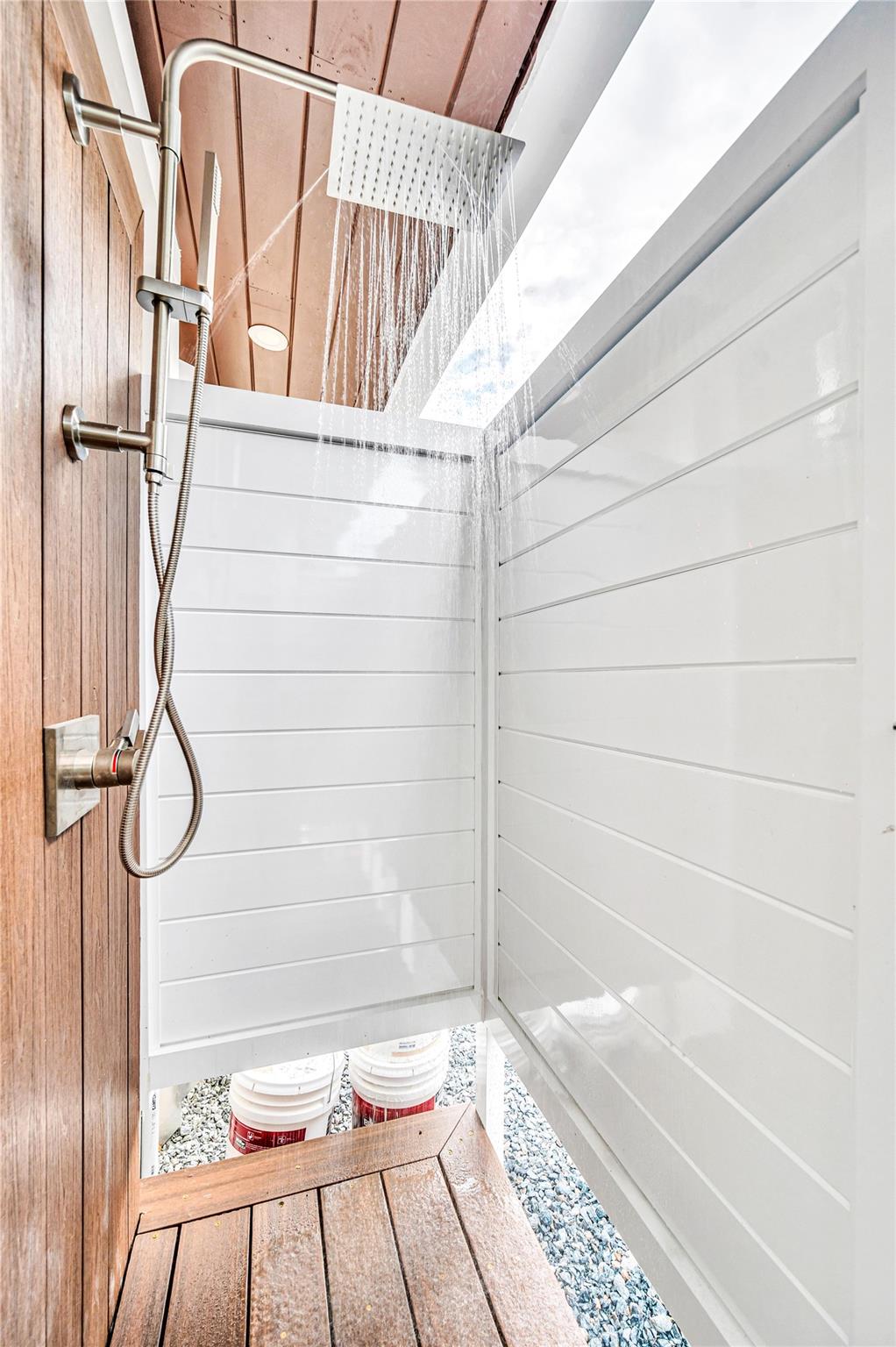 Coral Ridge 21-50 B - Residential Income