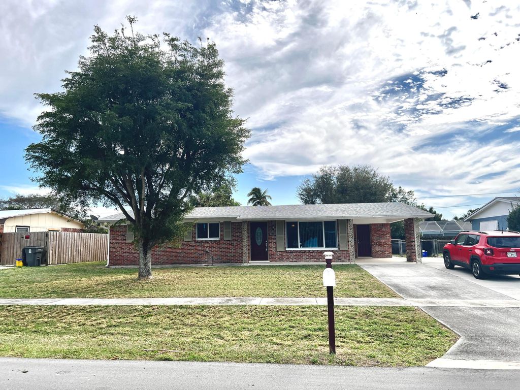 Photo of 3658 Dunes Road, Palm Beach Gardens, FL 33410 (MLS # R10963262)