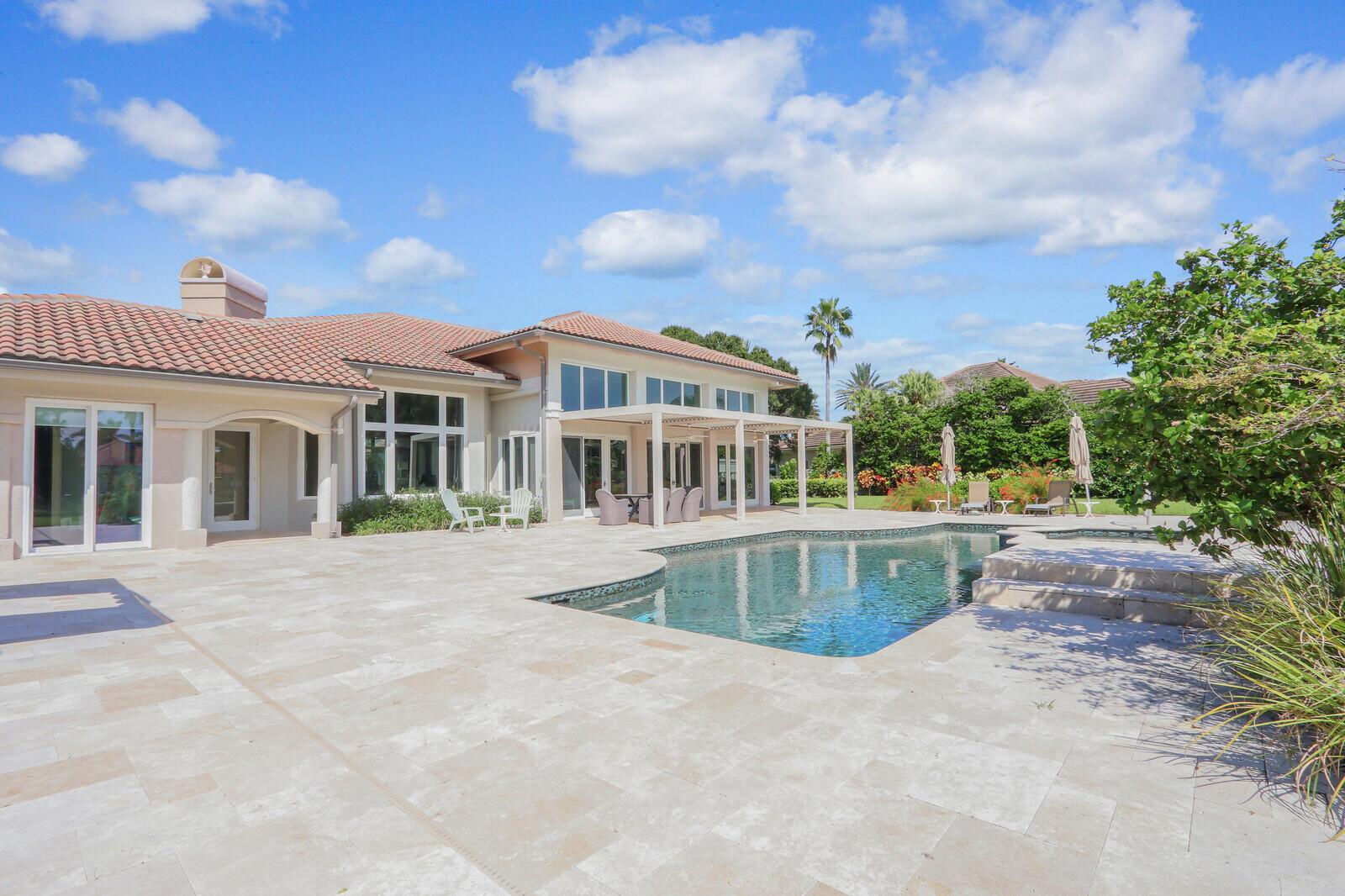 FRENCHMANS CREEK - Residential