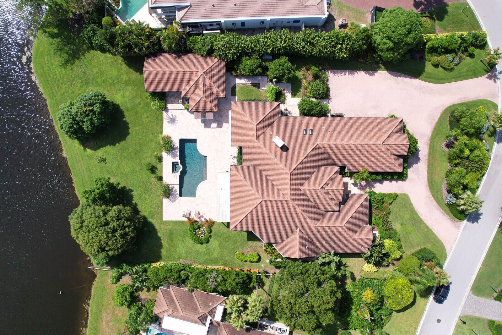 FRENCHMANS CREEK - Residential