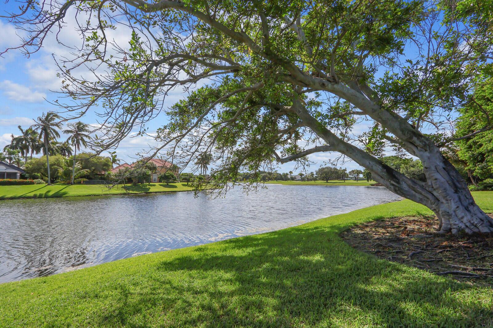 FRENCHMANS CREEK - Residential