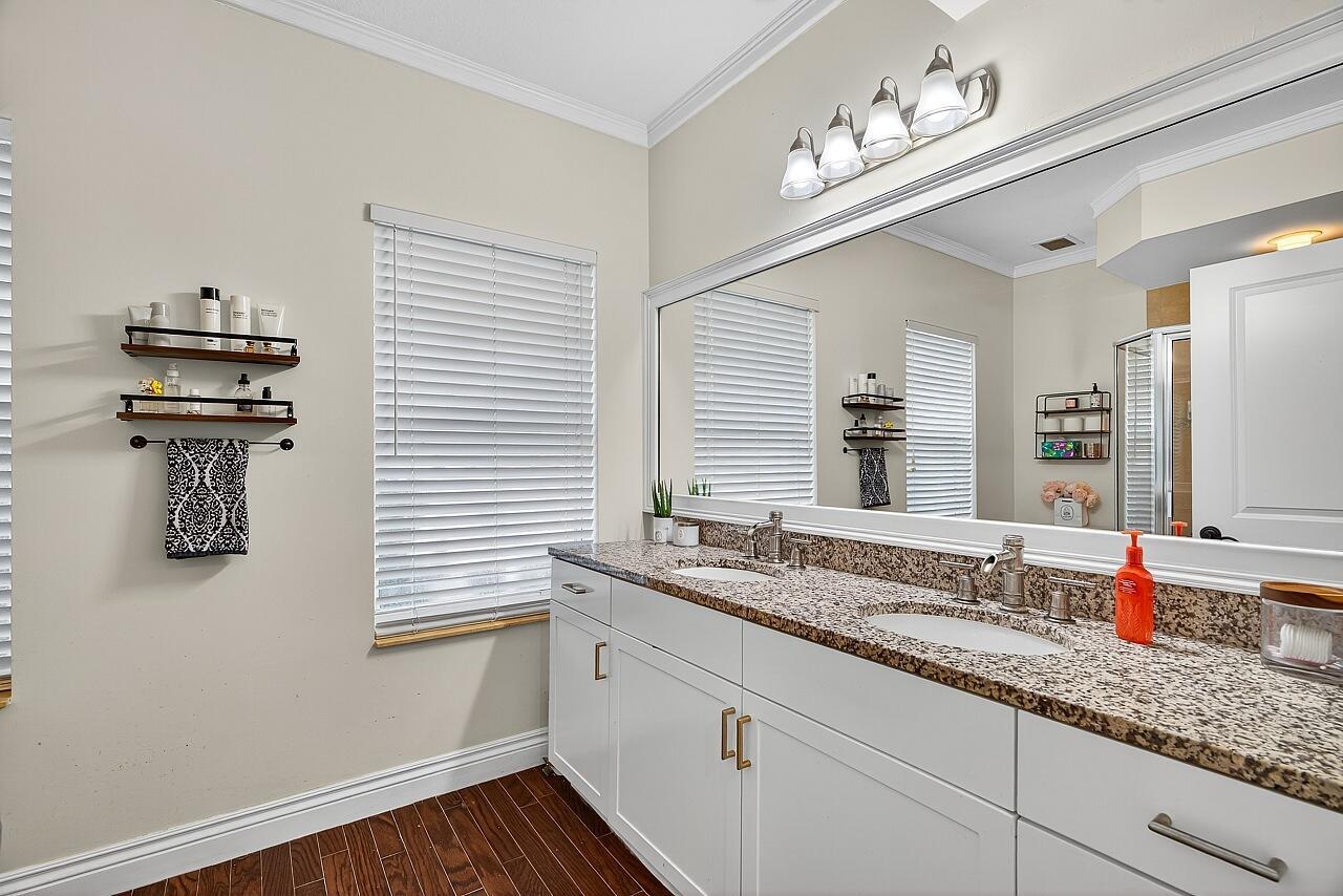 CAROLINA TRACE TOWNHOMES - Residential