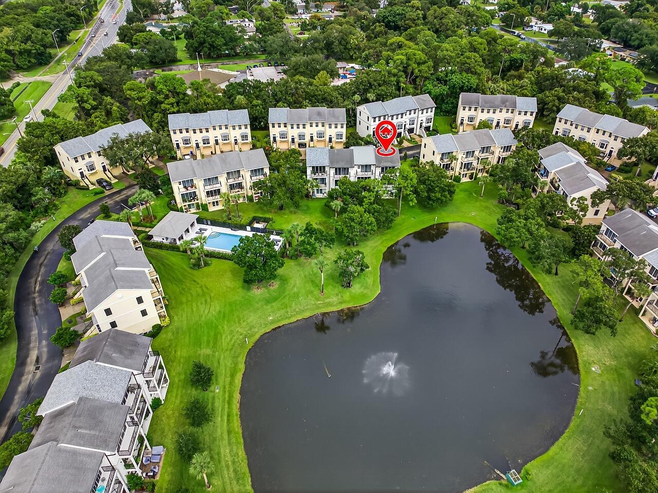 CAROLINA TRACE TOWNHOMES - Residential