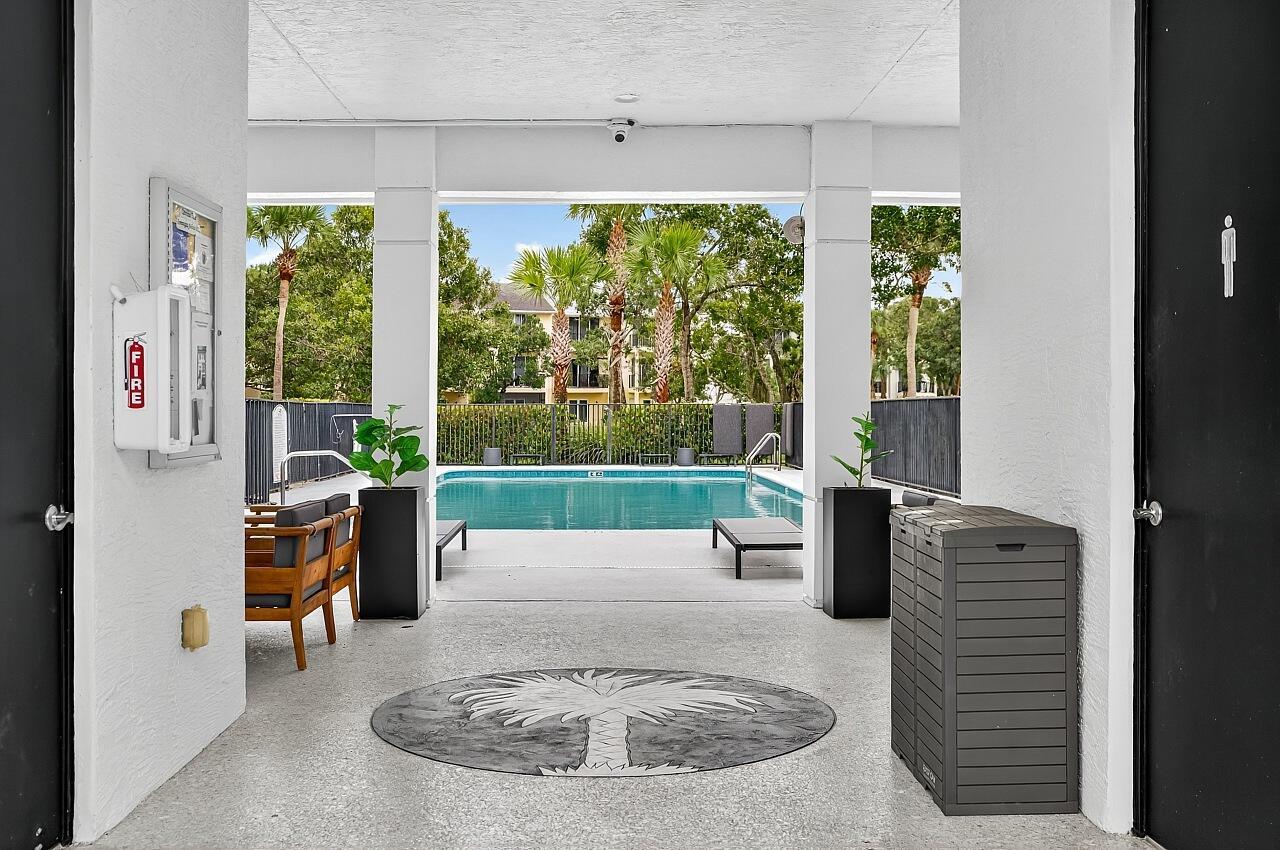 CAROLINA TRACE TOWNHOMES - Residential